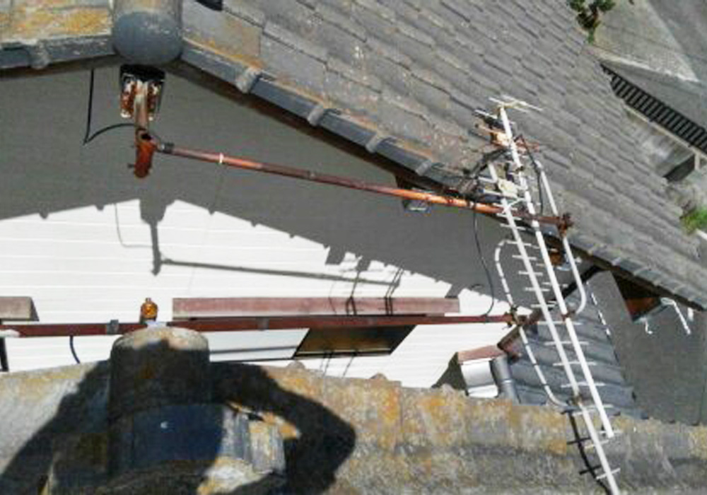 カトーデンキ お仕事日記 アパートのアンテナ工事