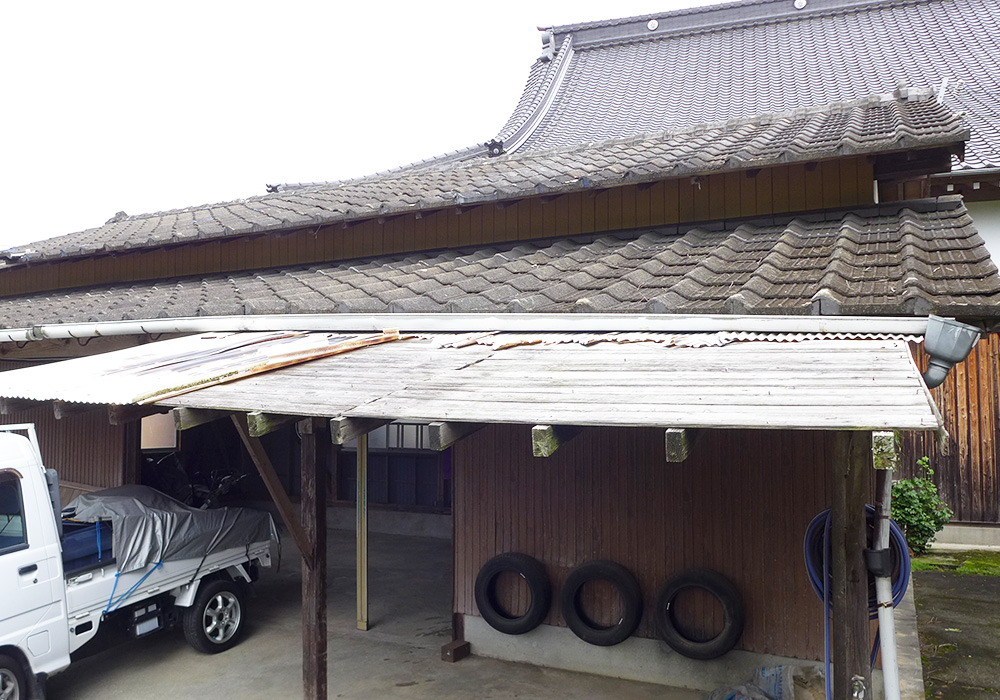 カトーデンキ お仕事日記 倉庫の屋根・ベランダ工事