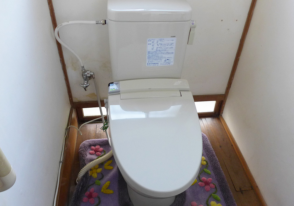 カトーデンキ お仕事日記 簡易水洗トイレ便器・洗浄便座交換工事