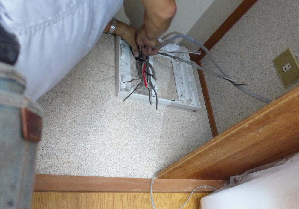 カトーデンキ お仕事日記 アンペア変更による配線工事