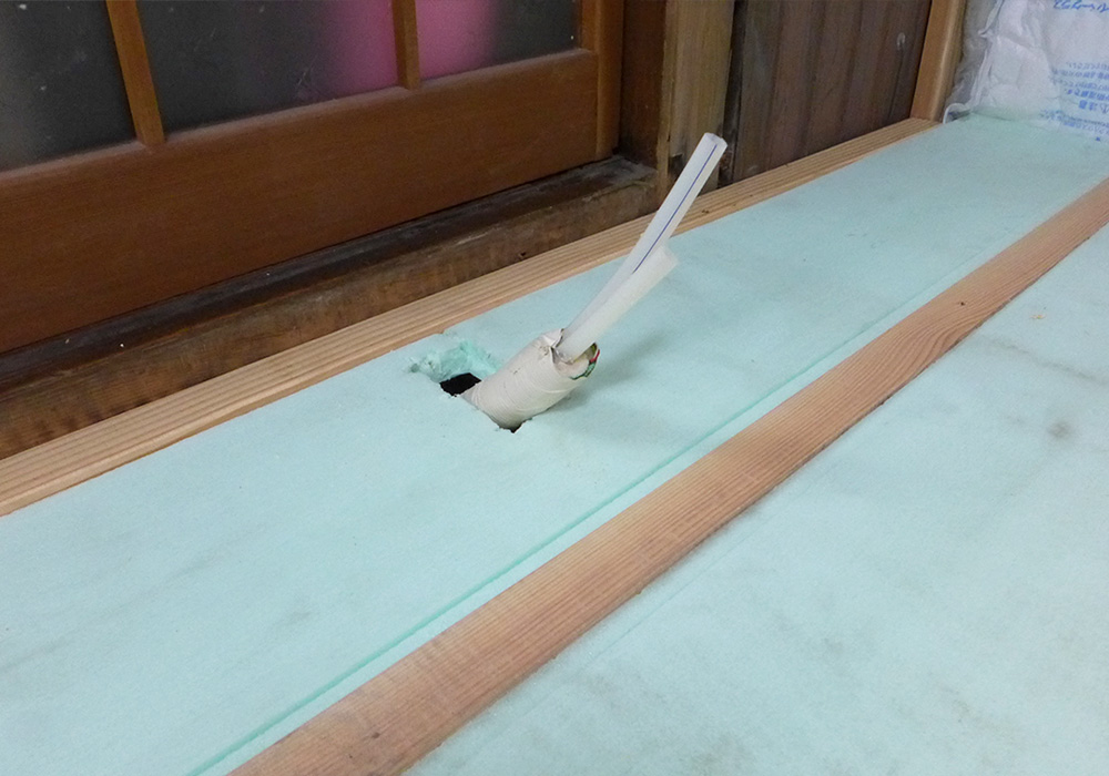 カトーデンキ お仕事日記 リフォーム工事〜床暖房〜